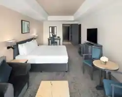 Anwar Al Madinah Mövenpick Hotel thumbnail